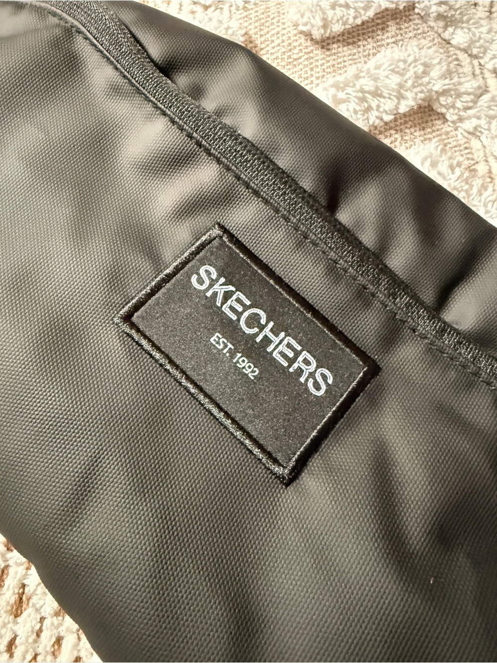 Skechers Black Slim Men’s Belt Bag with Logo Patch